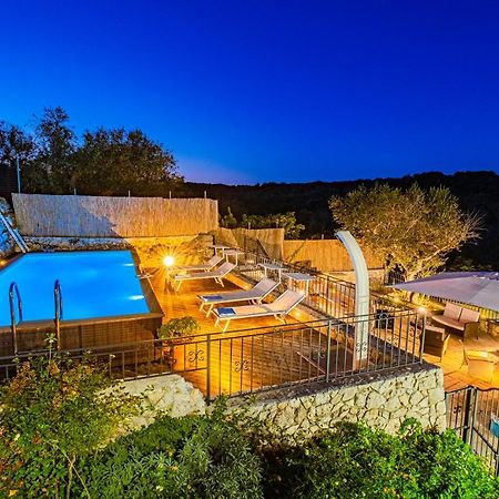 Villa Vanessa Con Piscina Privata - Castro Castro  Exteriör bild