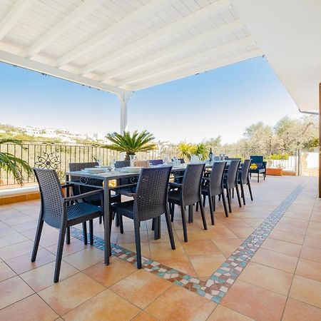 Villa Vanessa Con Piscina Privata - Castro Castro  Exteriör bild