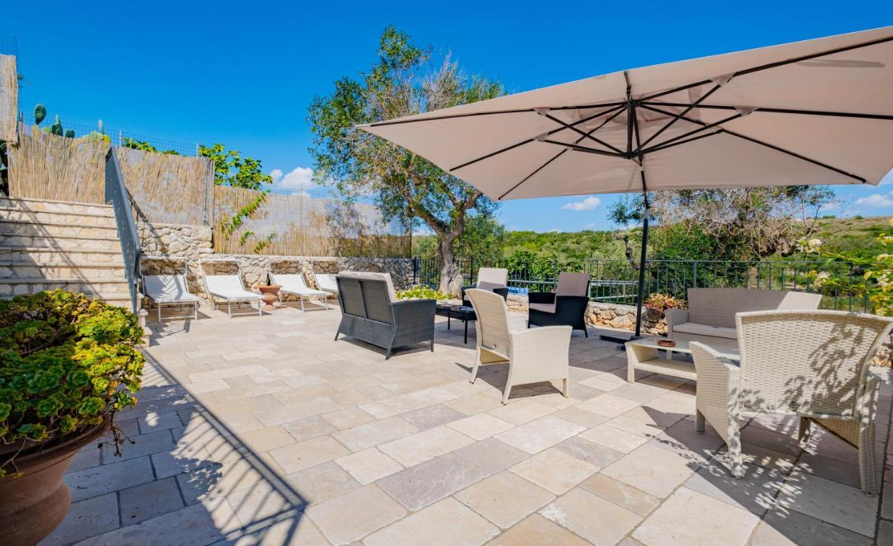 Villa Vanessa Con Piscina Privata - Castro Castro  Exteriör bild