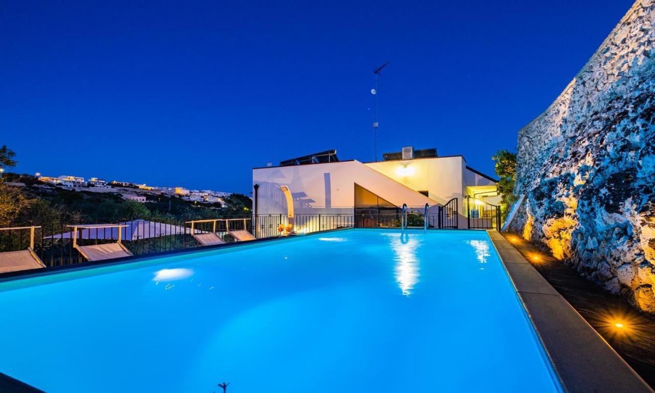 Villa Vanessa Con Piscina Privata - Castro Castro  Exteriör bild