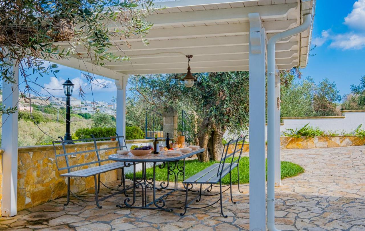 Villa Vanessa Con Piscina Privata - Castro Castro  Exteriör bild