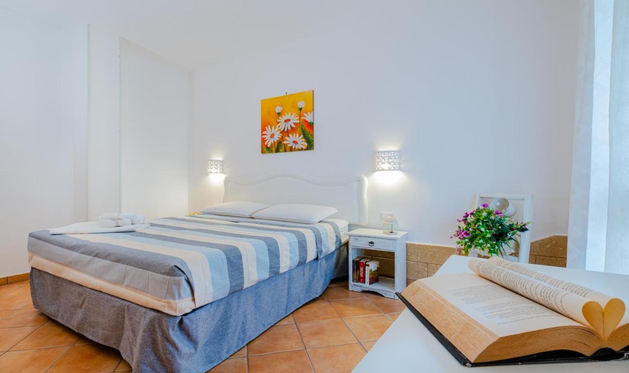 Villa Vanessa Con Piscina Privata - Castro Castro  Exteriör bild