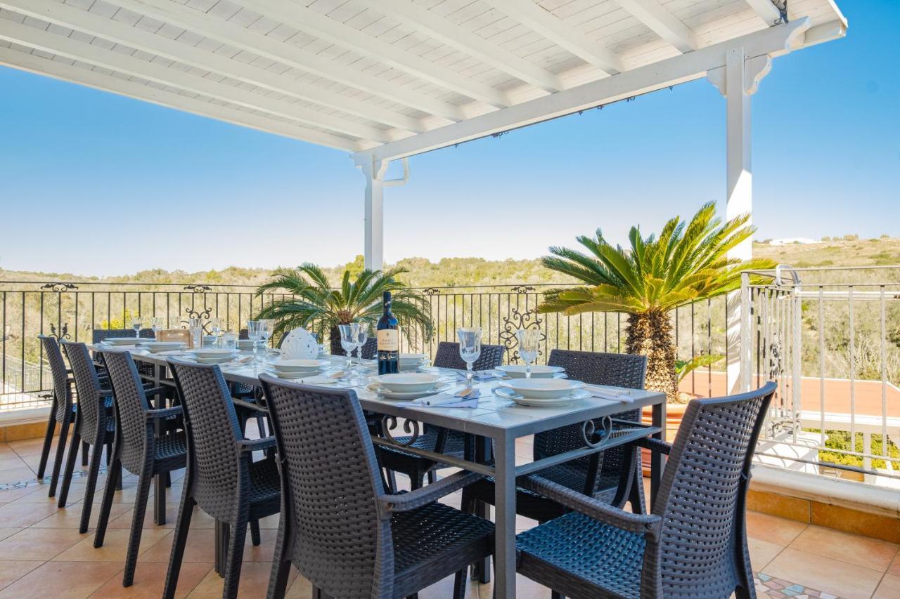 Villa Vanessa Con Piscina Privata - Castro Castro  Exteriör bild